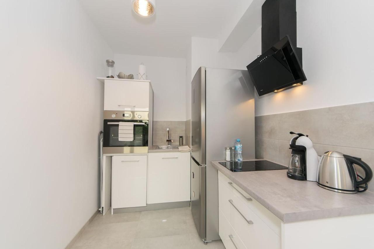 Cosy Studio With Private Garage P4You Pl Apartment Красков Екстериор снимка